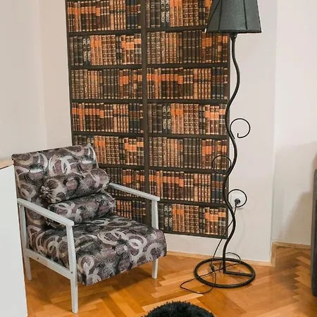M&stic Apartment