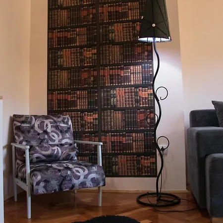 شقة M&stic فردنيك